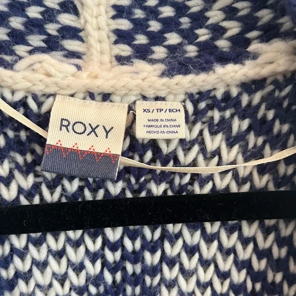 COPY - Roxy Blue and White Cardigan - Picture 3 of 3
